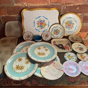 Misc lot of vintage lithograph tin tea set plates